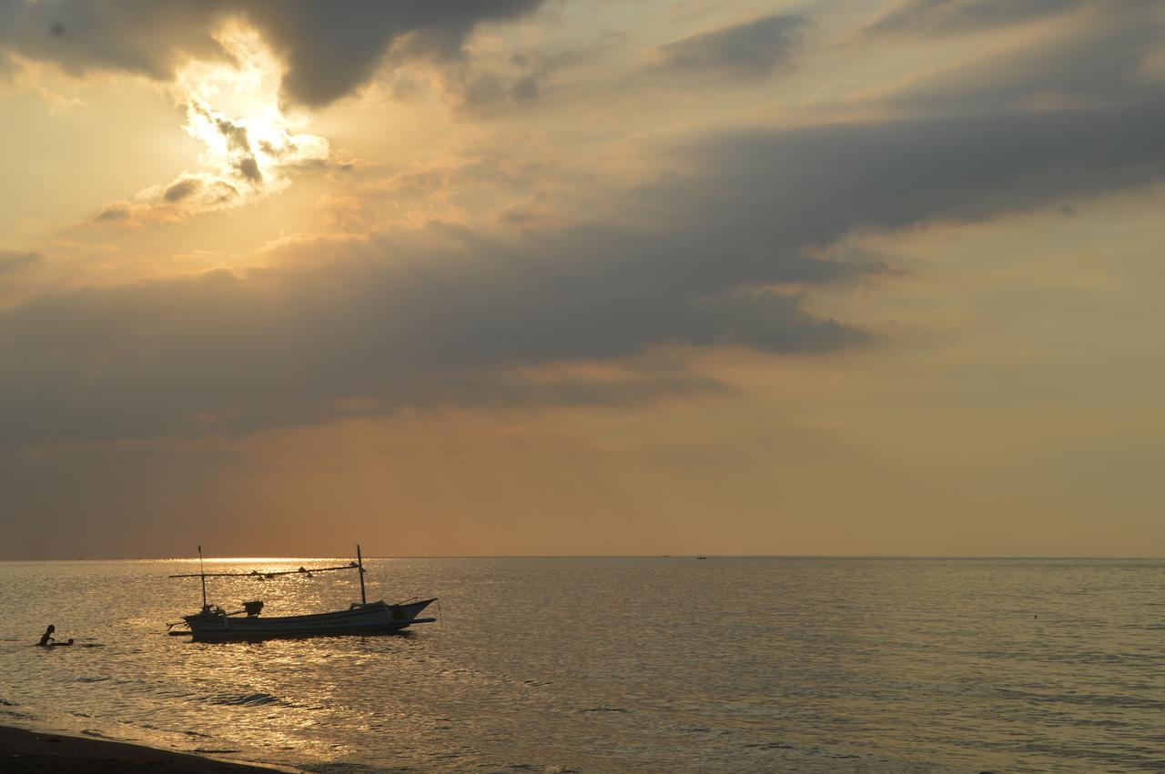 Bagus Beach Resort Lovina Buleleng Exterior foto